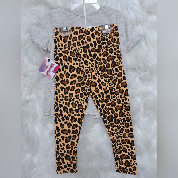 Minnie Mouse 2pc set- New with tags - Picture 2 of 2